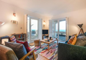 The Beach Pad - 4 Seafield